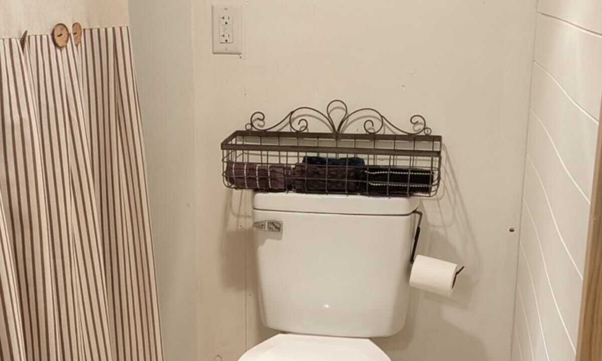 Photo of Bathroom in Sycamore