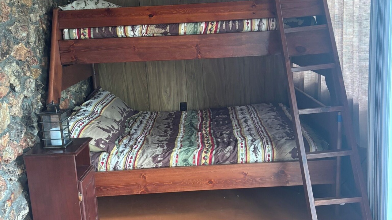 Photo of Bedroom in Vinita