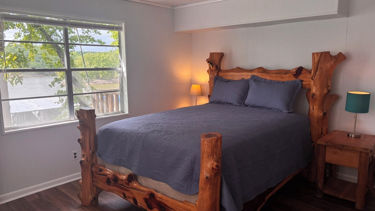 Photo of Bedroom in Vinita