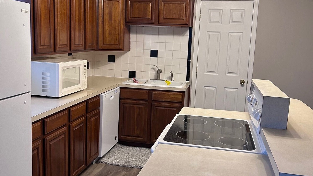 Photo of Kitchen in Dundee-Happy Hollow Historic District