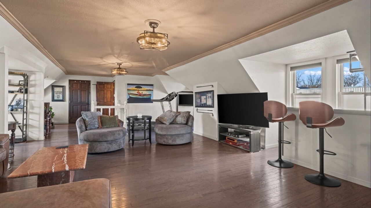 Photo of Livingroom in Highland