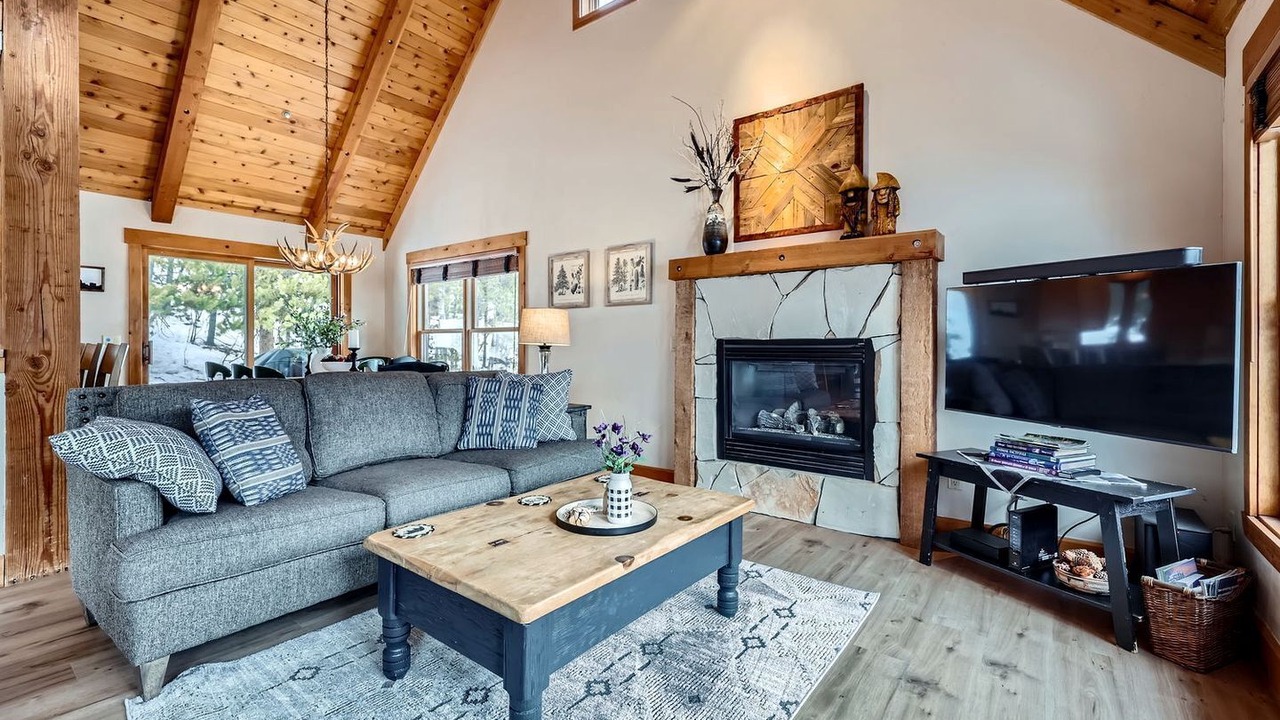 Photo of Livingroom in Keystone