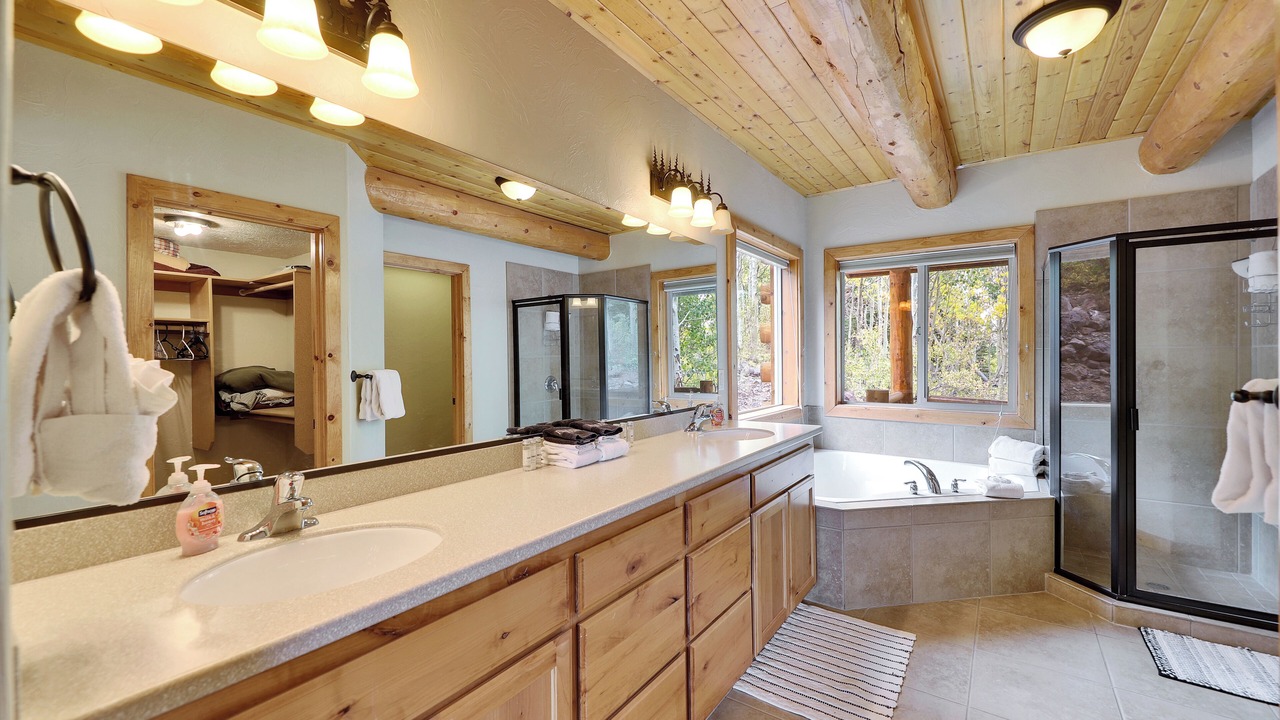 Photo of Bathroom in Brian Head