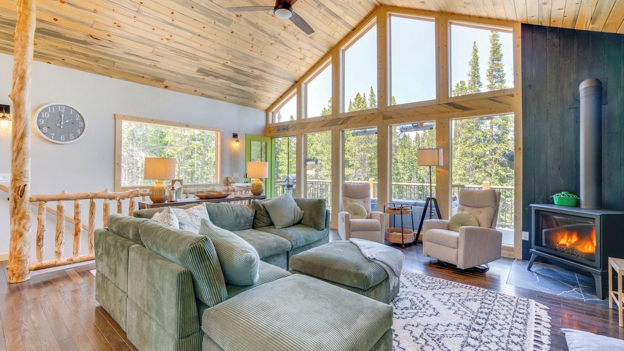 Photo of Livingroom in Valley of the Sun