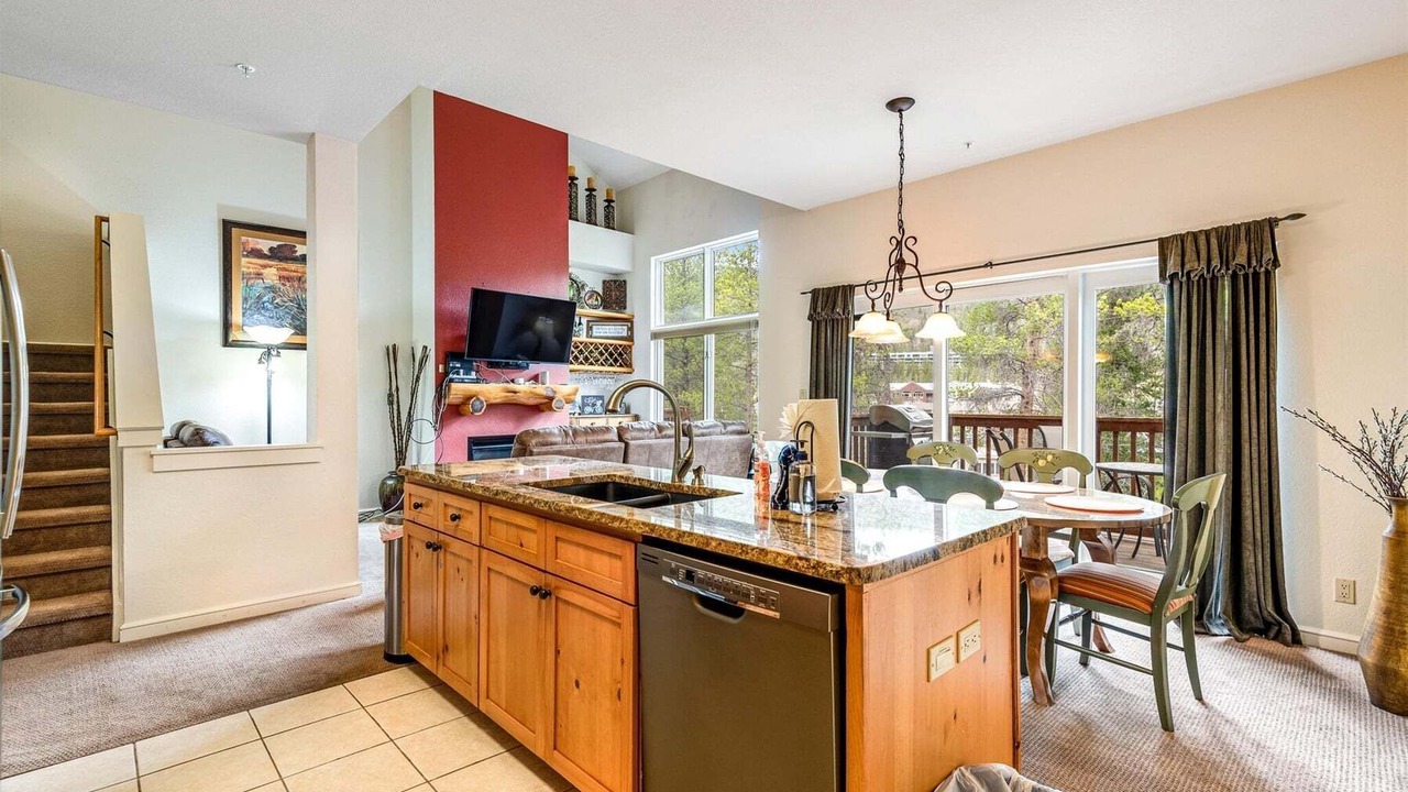 Photo of Bedroom in Lakeside Village