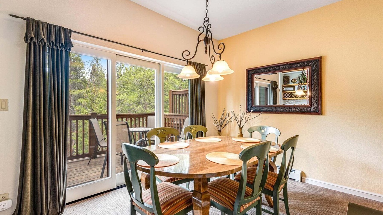 Photo of Bedroom in Lakeside Village