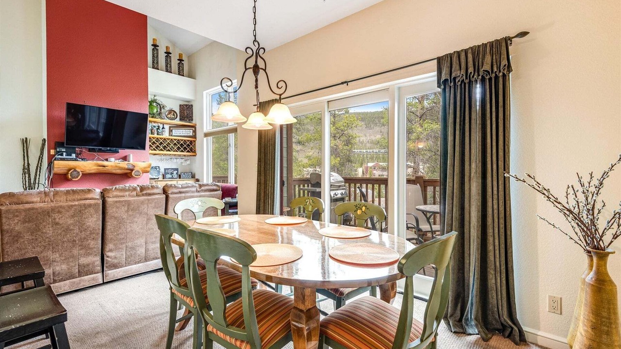 Photo of Bedroom in Lakeside Village