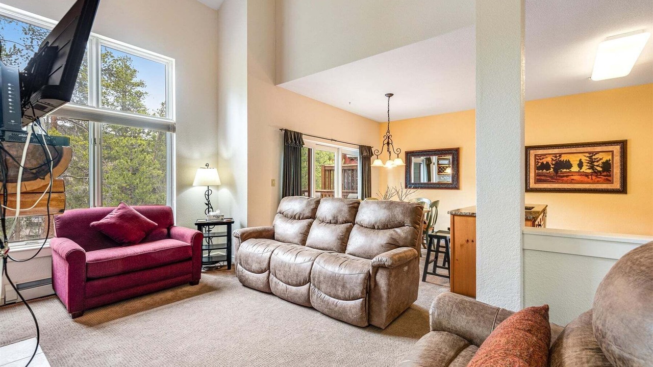 Photo of Bedroom in Lakeside Village
