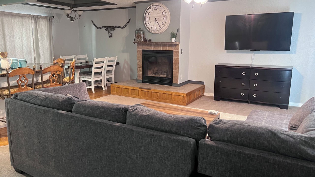 Photo of Livingroom in Newton