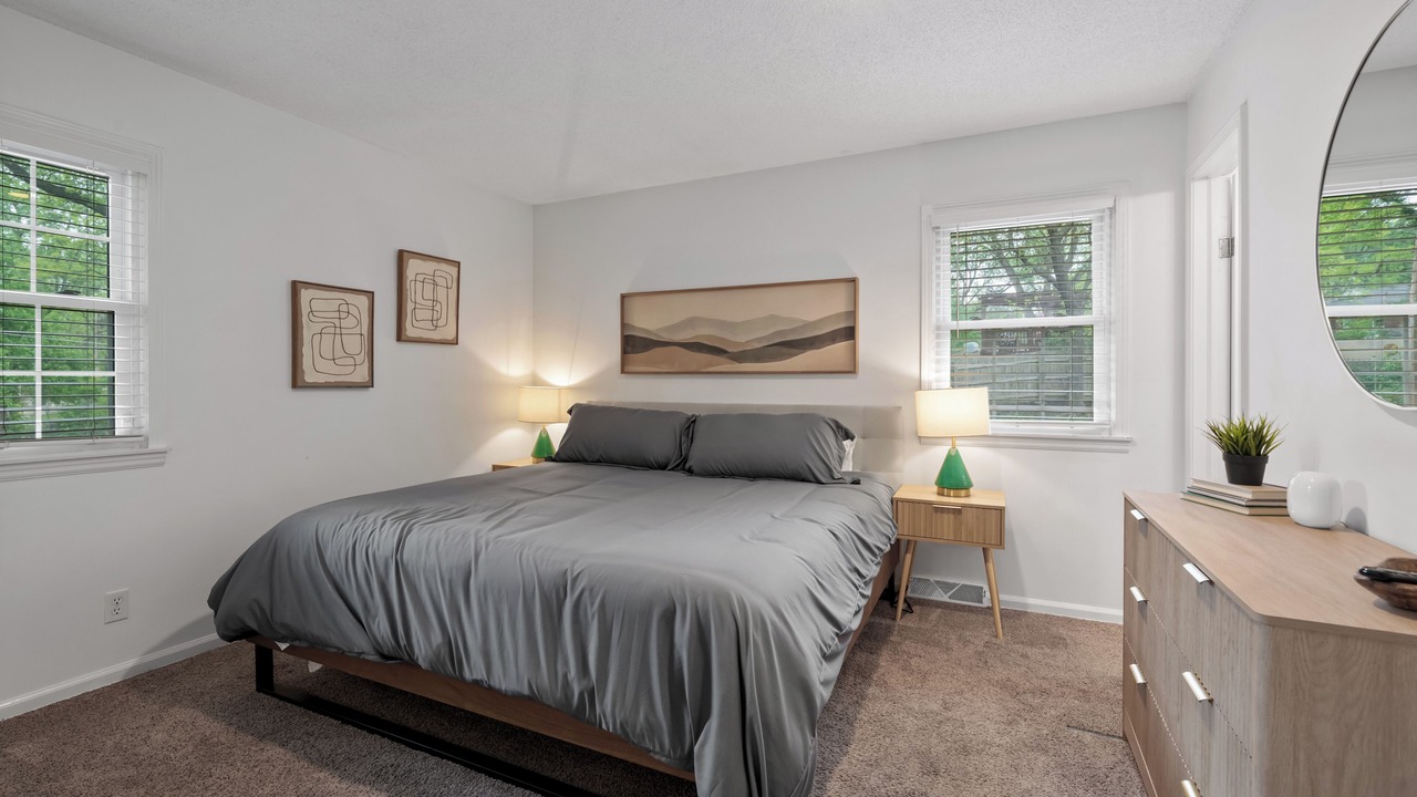 Photo of Bedroom in South Kansas City