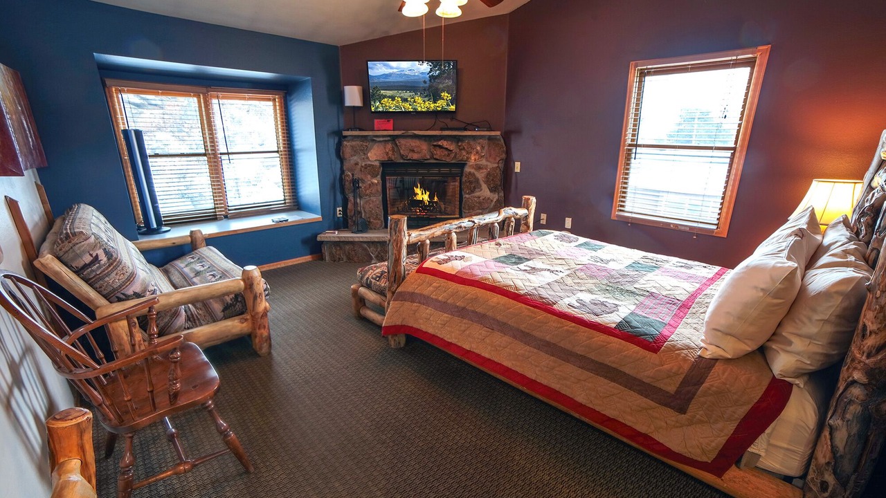 Photo of Bedroom in Estes Park