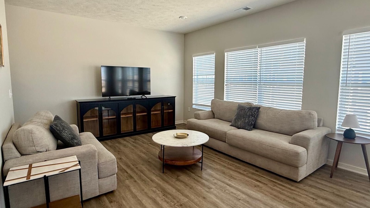Photo of Livingroom in Elkhorn