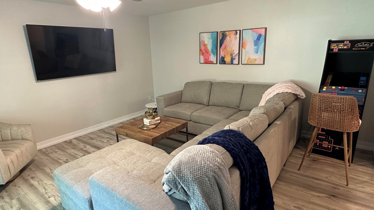 Photo of Livingroom in Overland Park