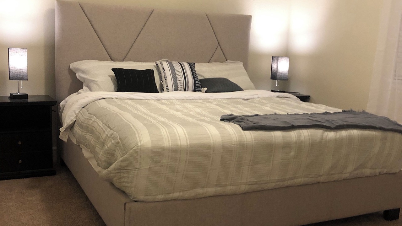 Photo of Bedroom in Aurora