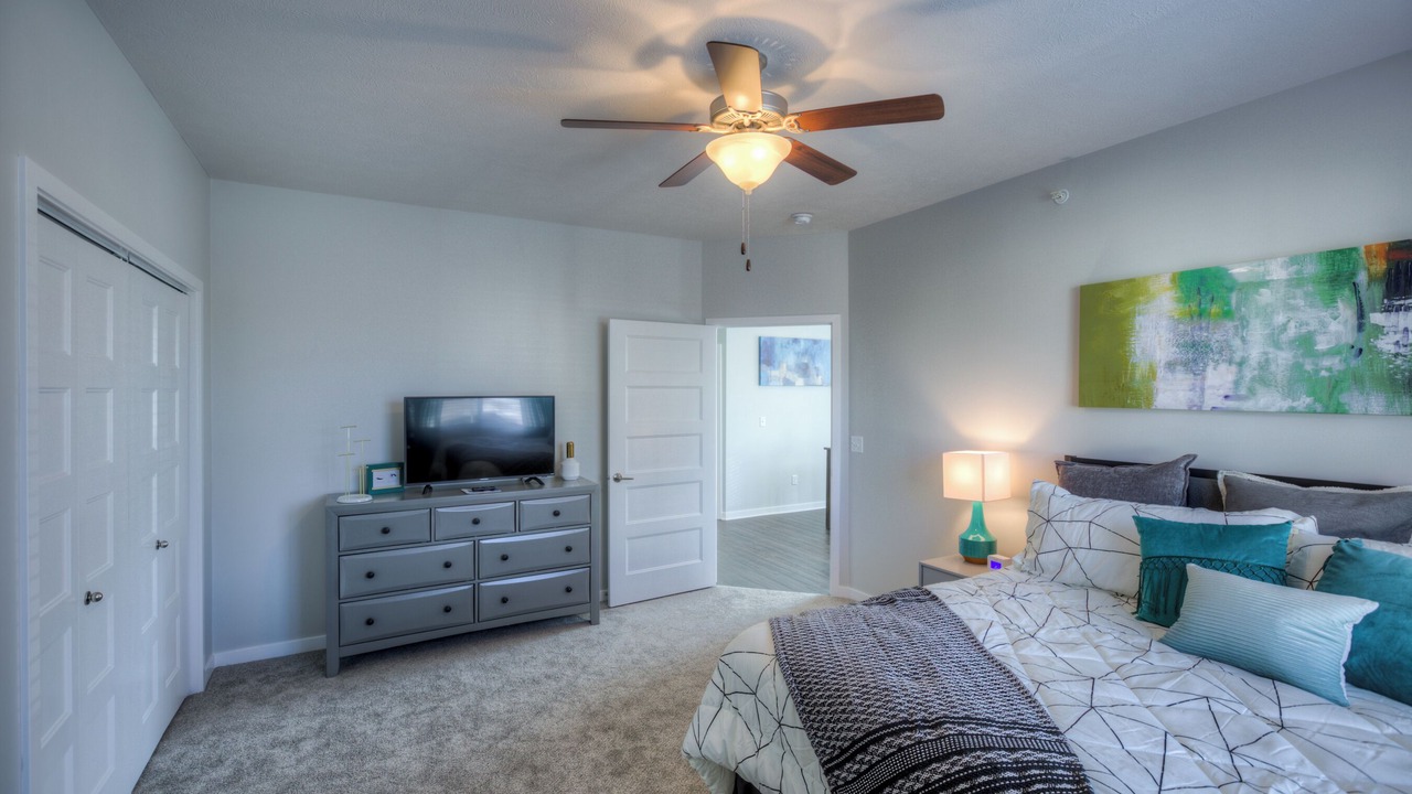 Photo of Bedroom in Midtown