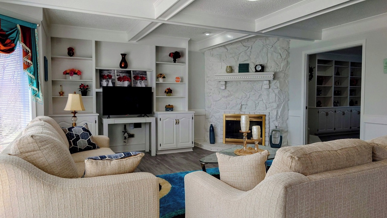 Photo of Livingroom in Overland Park