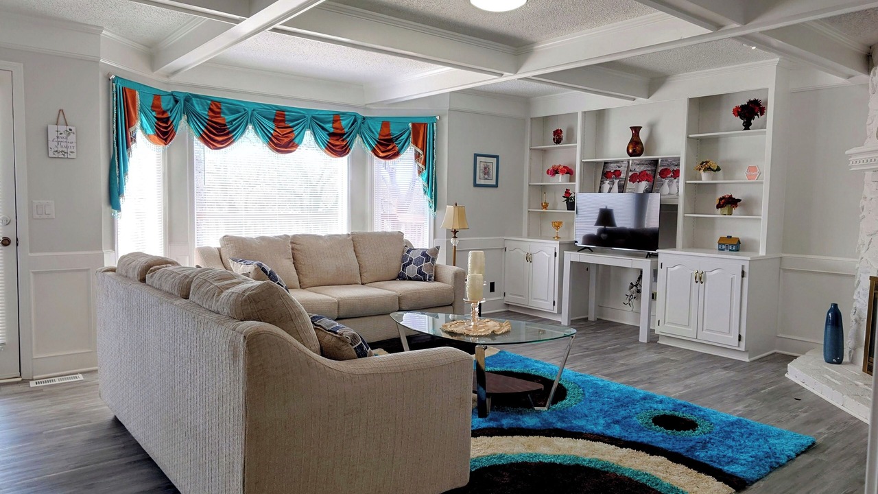 Photo of Livingroom in Overland Park