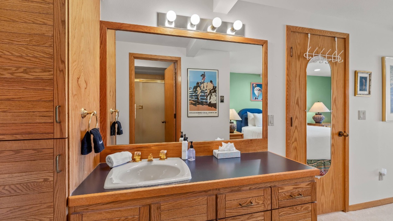 Photo of Bathroom in Fairway Meadows