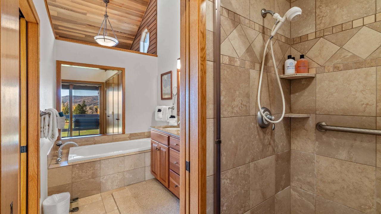 Photo of Bathroom in Fairway Meadows