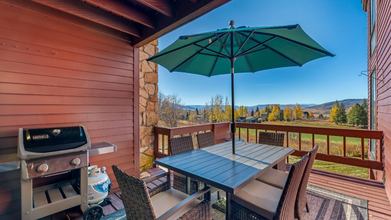 Photo of Outdoor in Fairway Meadows