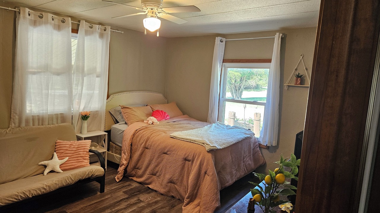 Photo of Bedroom in Ellsworth County