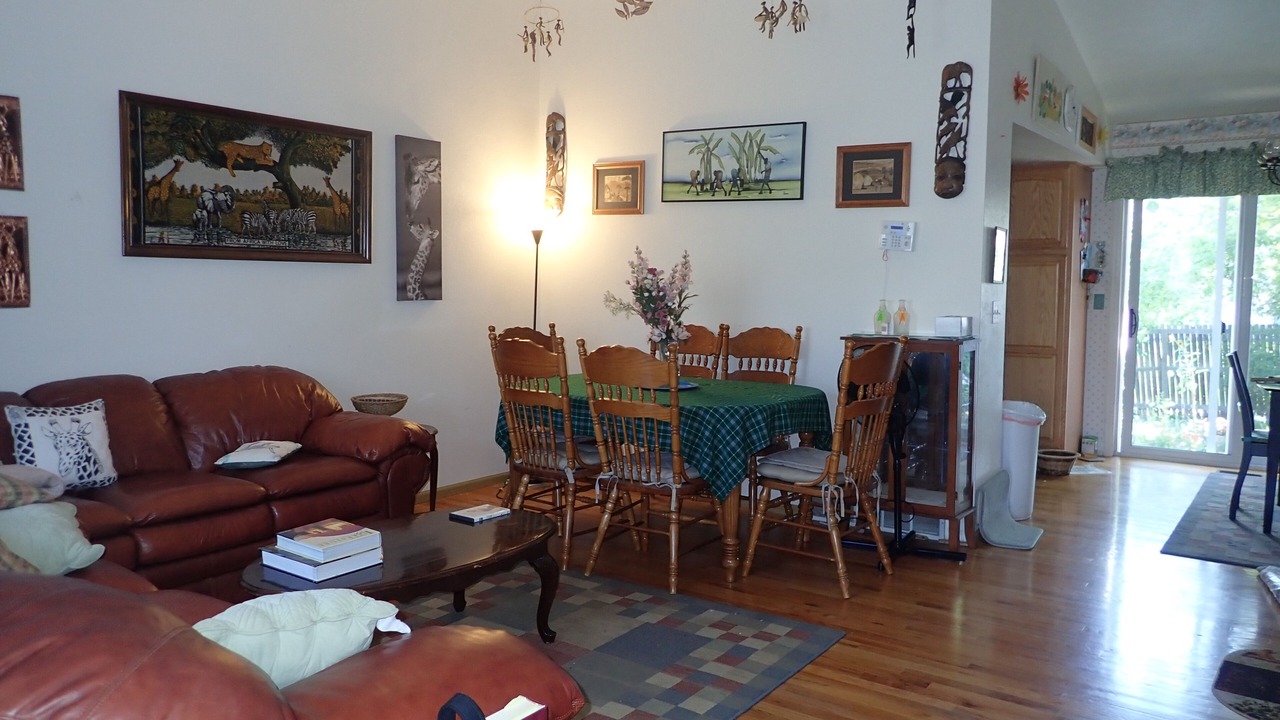 Photo of Livingroom in Lamar Heights Area