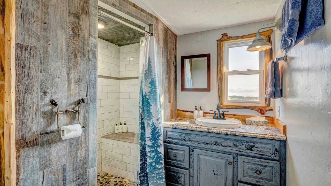 Photo of Bathroom in Saddlestring