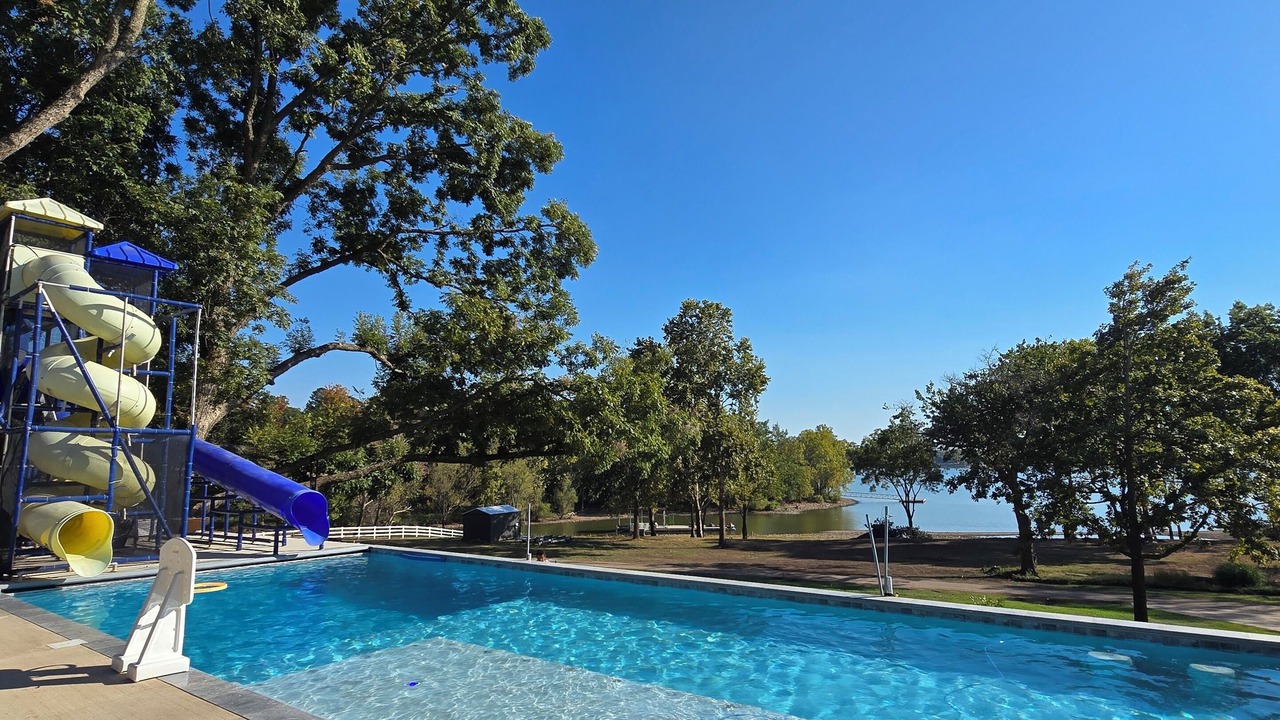 Photo of Outdoor in Grove