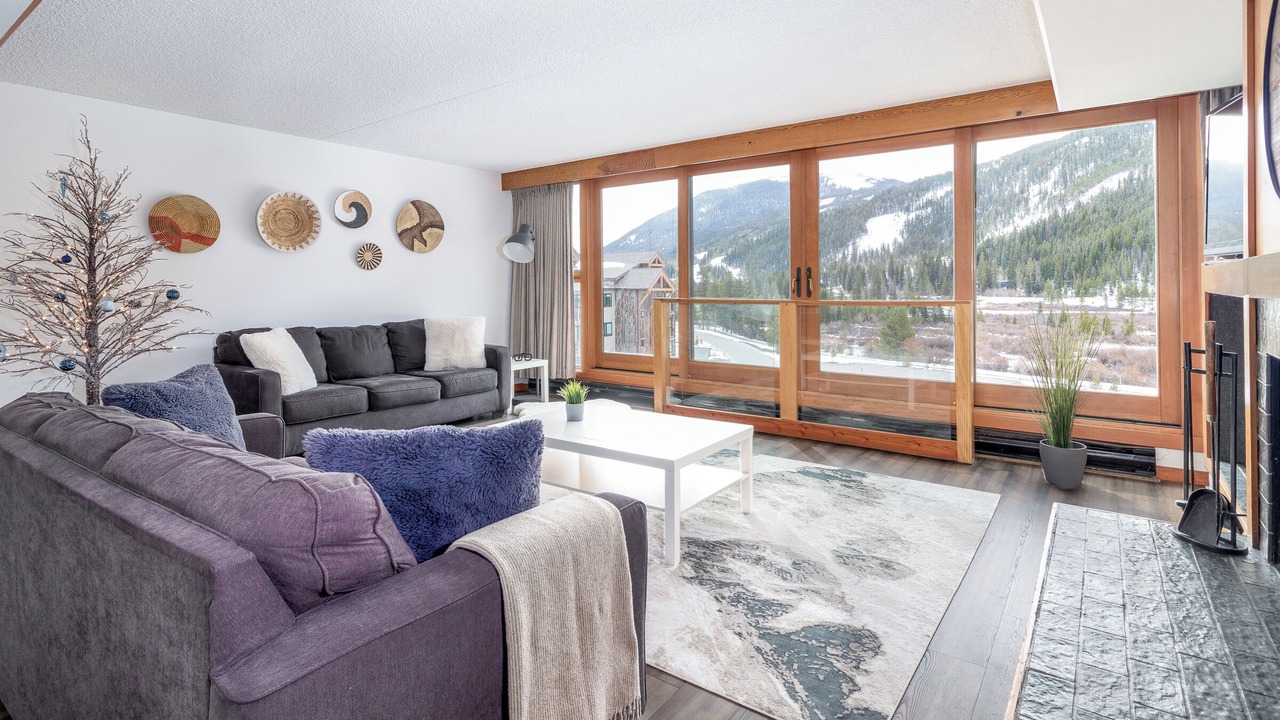 Photo of Bedroom in Lakeside Village