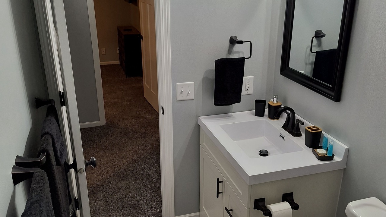 Photo of Bathroom in West Lincoln