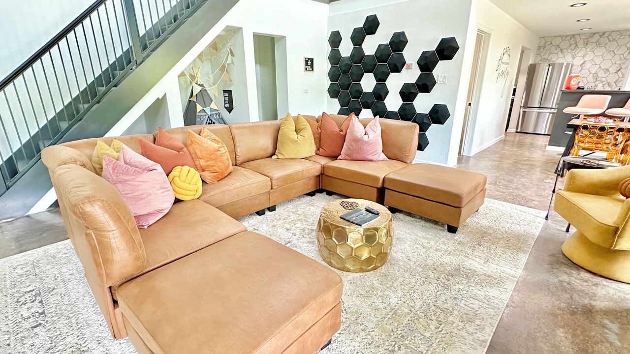 Photo of Livingroom in Pittsburg