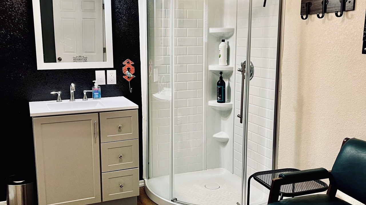 Photo of Bathroom in Newton County