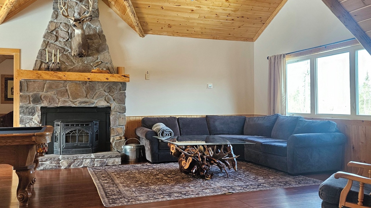 Photo of Livingroom in Uinta County