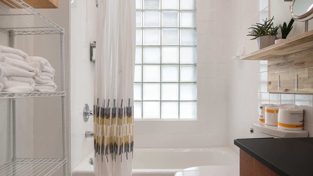 Photo of Bathroom in Dundee-Happy Hollow Historic District