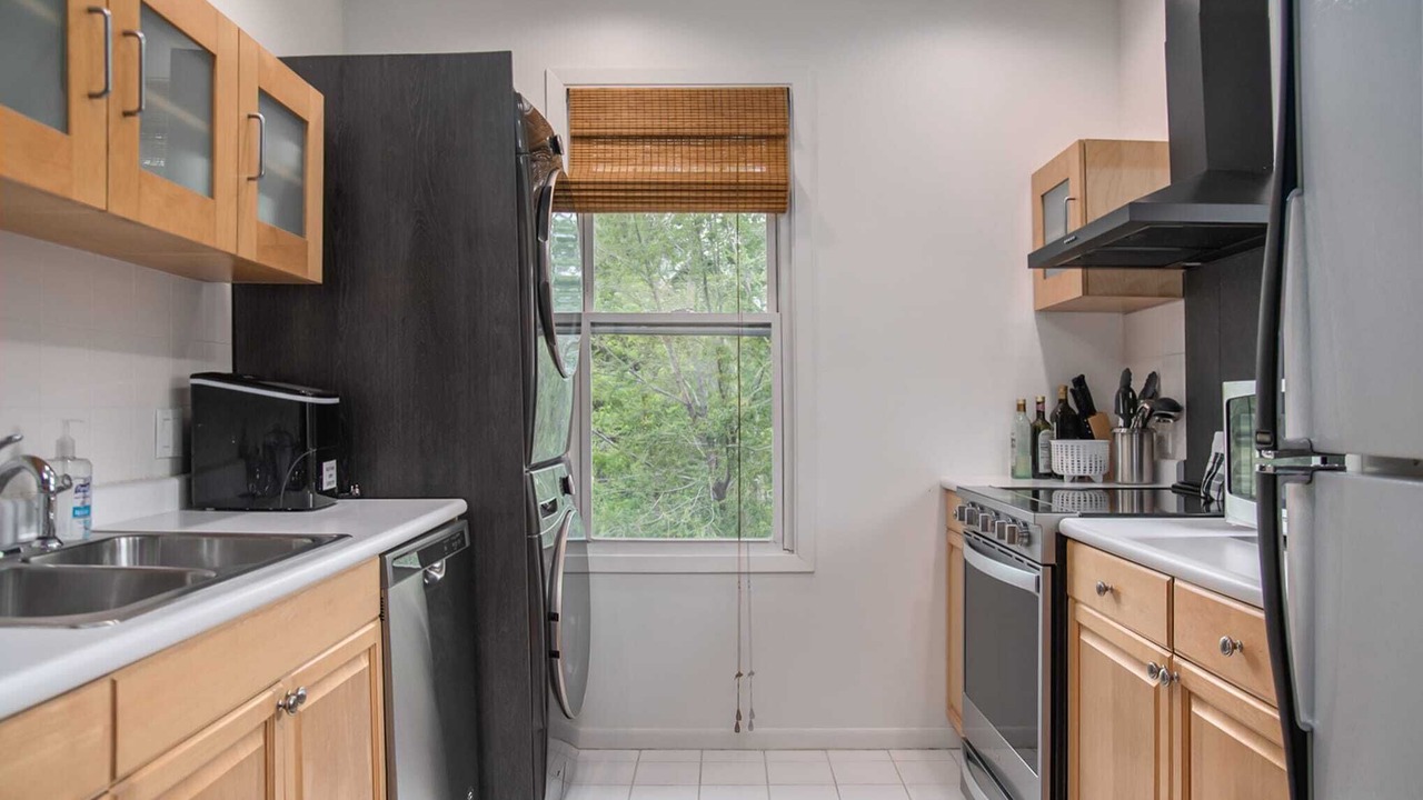 Photo of Kitchen in Dundee-Happy Hollow Historic District