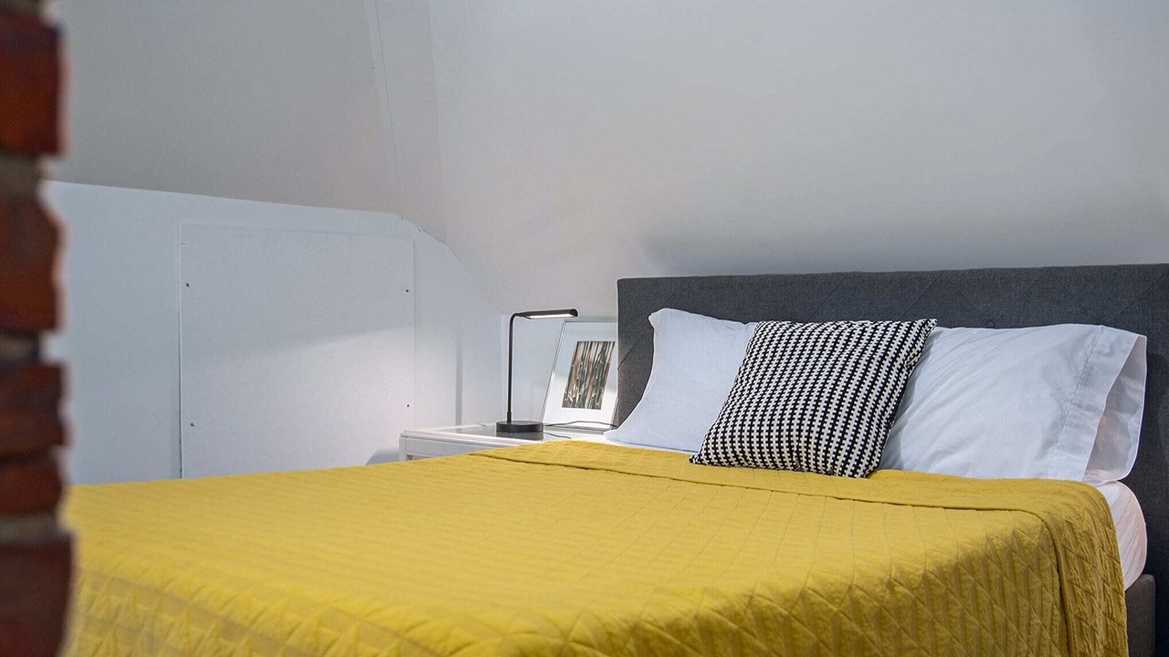 Photo of Bedroom in Dundee-Happy Hollow Historic District