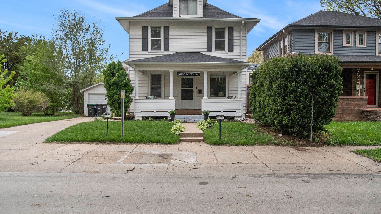 Photo of Outdoor in Dundee-Happy Hollow Historic District