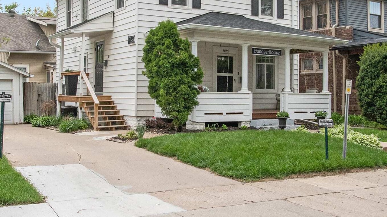 Photo of Outdoor in Dundee-Happy Hollow Historic District