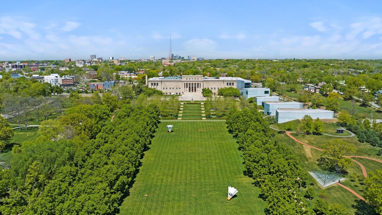 Photo of Others in South Hyde Park