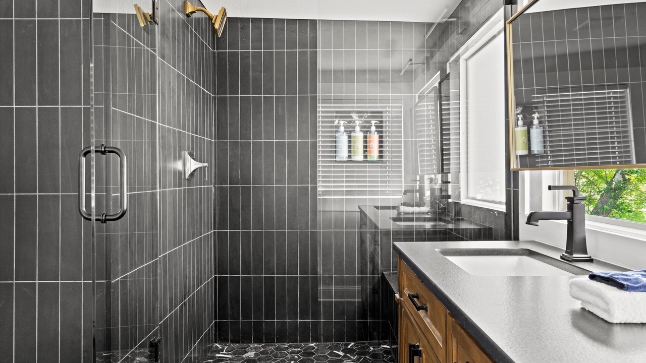 Photo of Bathroom in South Hyde Park