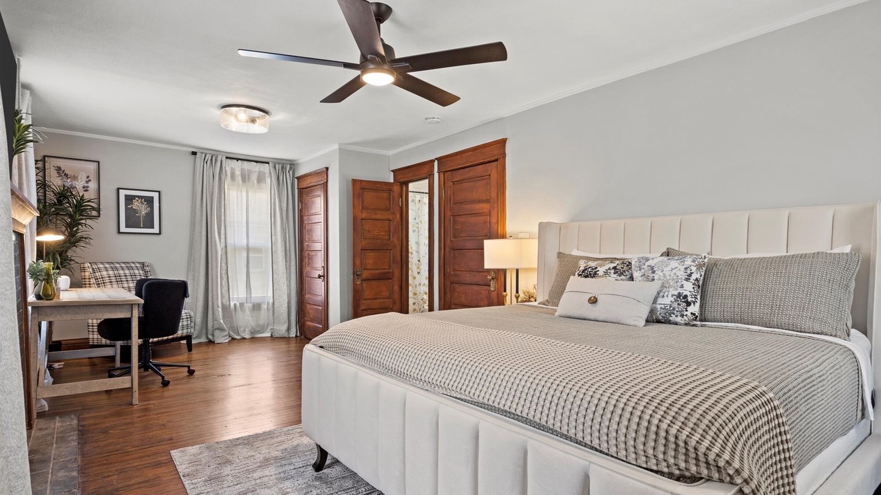 Photo of Bedroom in South Hyde Park