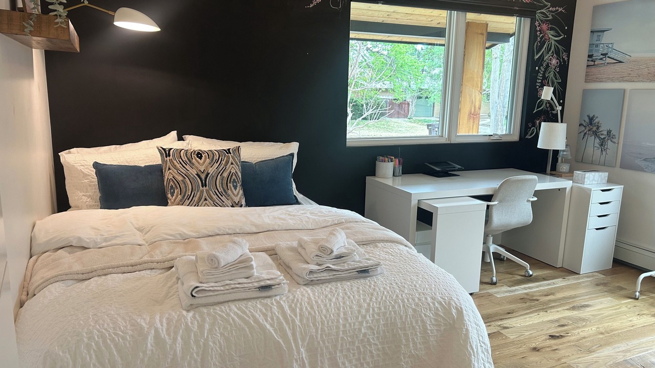 Photo of Bedroom in Green Meadows