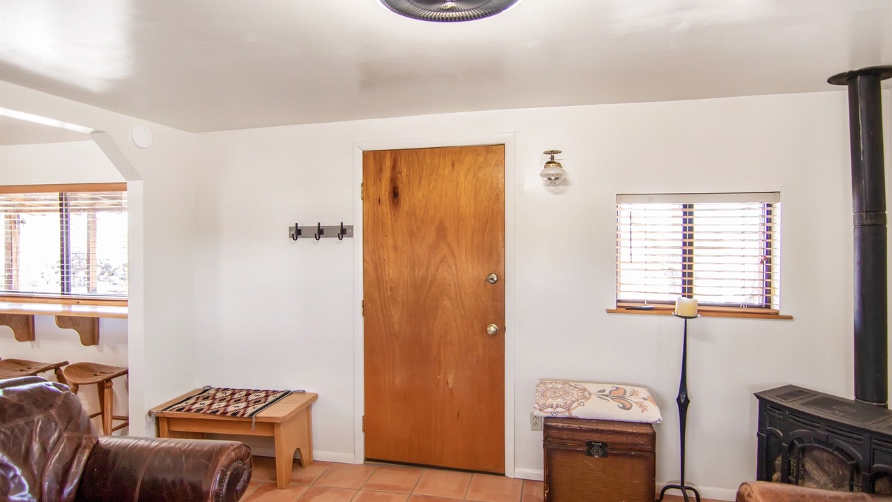 Photo of Livingroom in Monticello