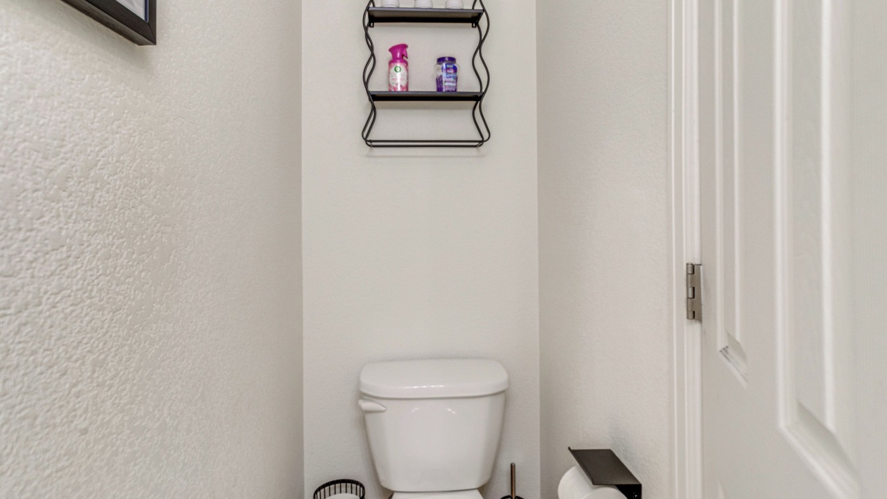Photo of Bathroom in Green Valley Ranch