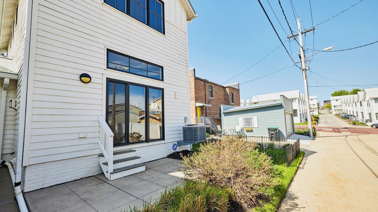 Photo of Outdoor in Little Italy