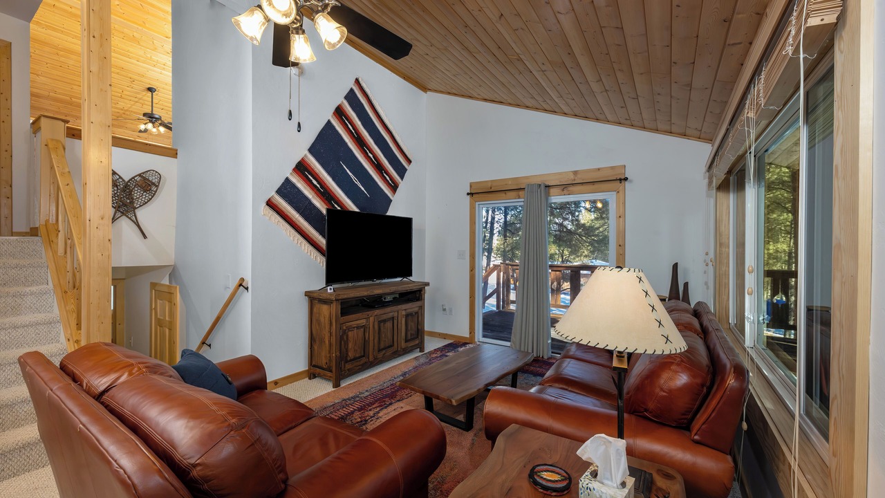 Photo of Livingroom in Angel Fire