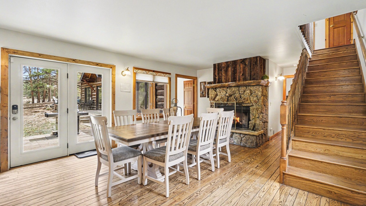 Photo of Livingroom in Estes Park