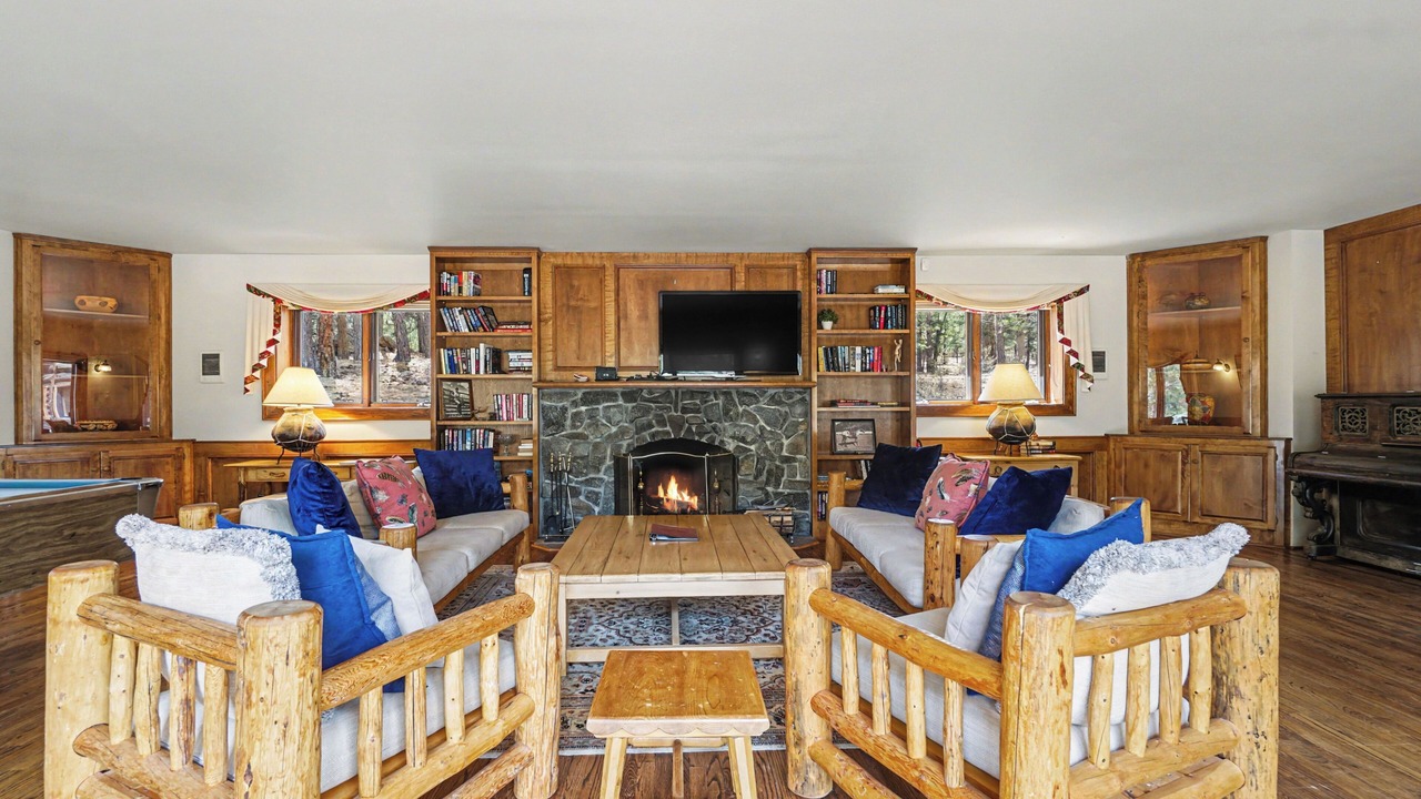 Photo of Livingroom in Estes Park