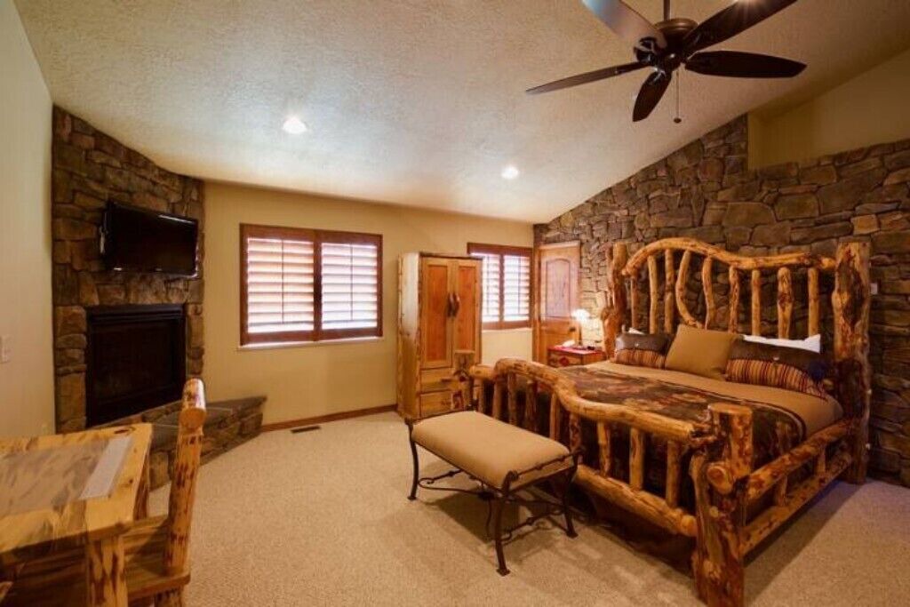 Photo of Bedroom in Wolf Creek
