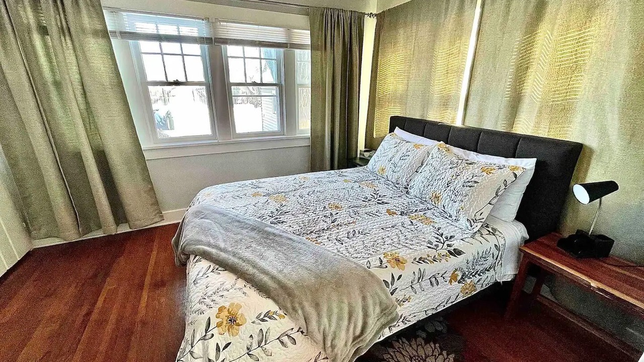 Photo of Bedroom in Hutchinson
